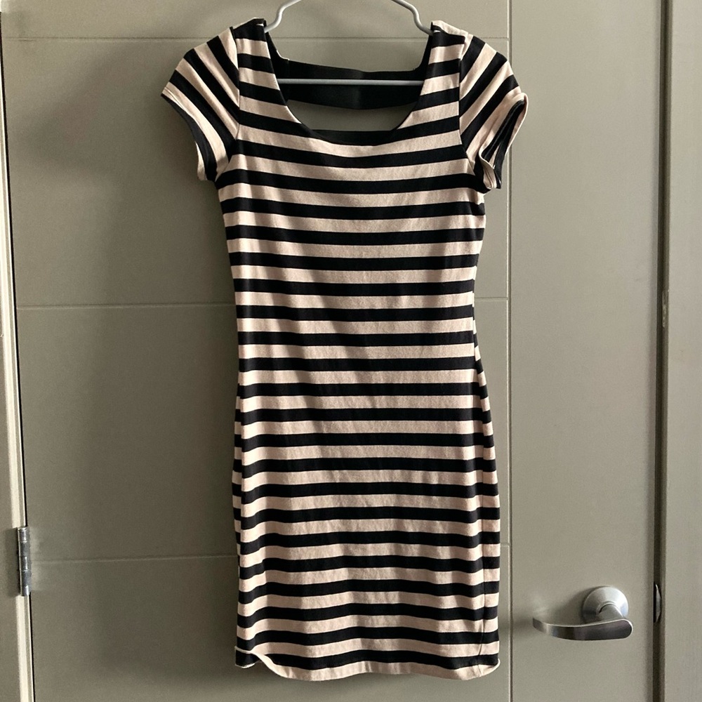 Women’s size 1 stripped dress